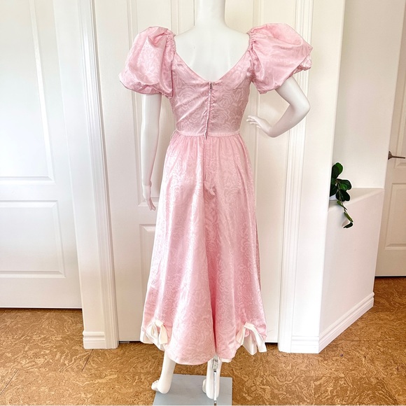 Vintage Pink Princess Puff Sleeve Floral Bridal Dress (S) - Picture 6 of 13